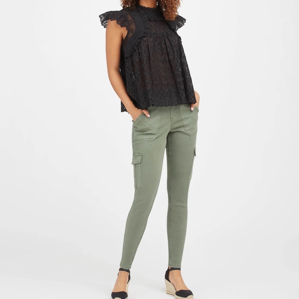 SPANX Stretch Twill Ankle Cargo Pant - Picture 5 of 6
